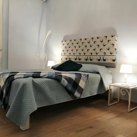Karaly - Casa Vacanze Posto Auto/Moto Cagliari Exterior photo