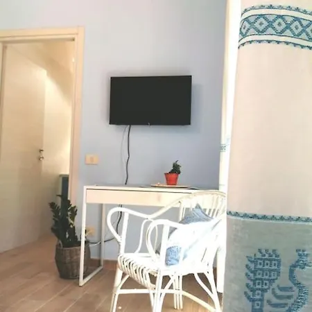 Karaly - Casa Vacanze Posto Auto/Moto Cagliari Exterior photo